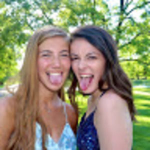 Meet your Posher, Elle